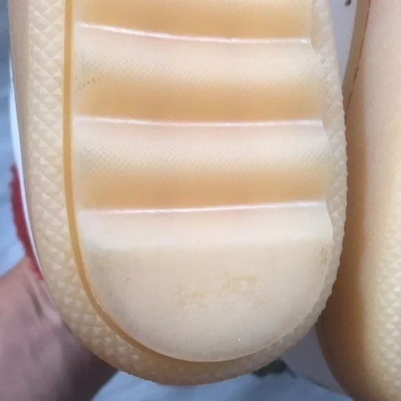 Coach G1493 White Leather High Top Red Shearling Sneaker Size 8 - Picture 12 of 13